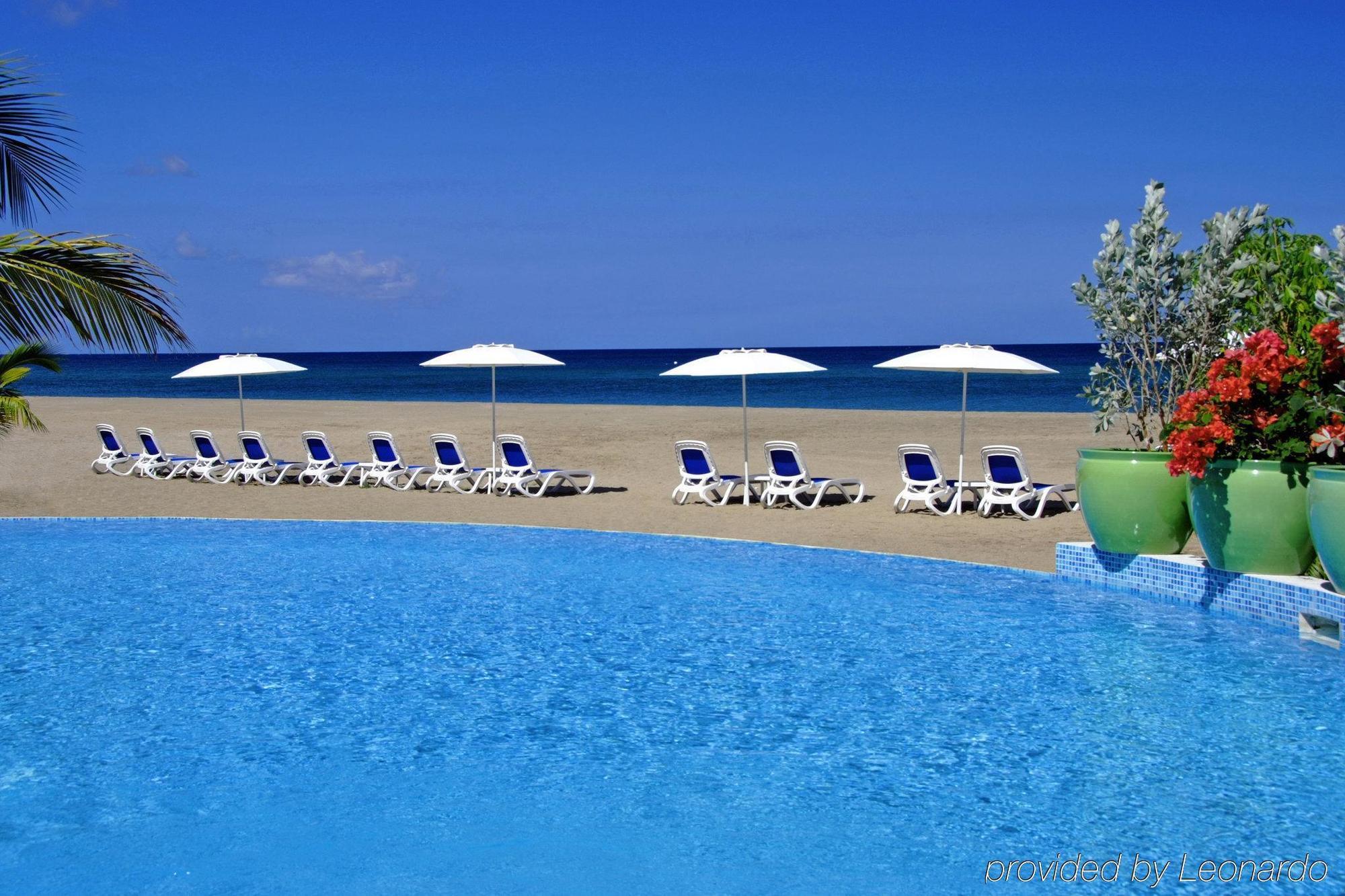 Nelson Spring Beach Resort Saint Thomas Lowland Exterior photo